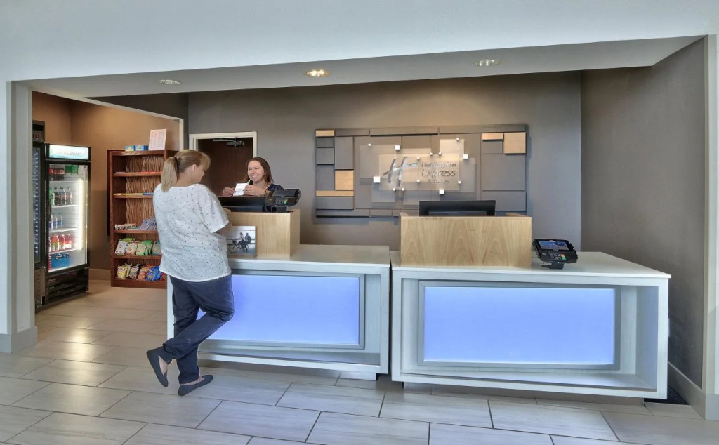 Holiday Inn Express Hotel & Suites Albuquerque - North Balloon Fiesta Park by IHG