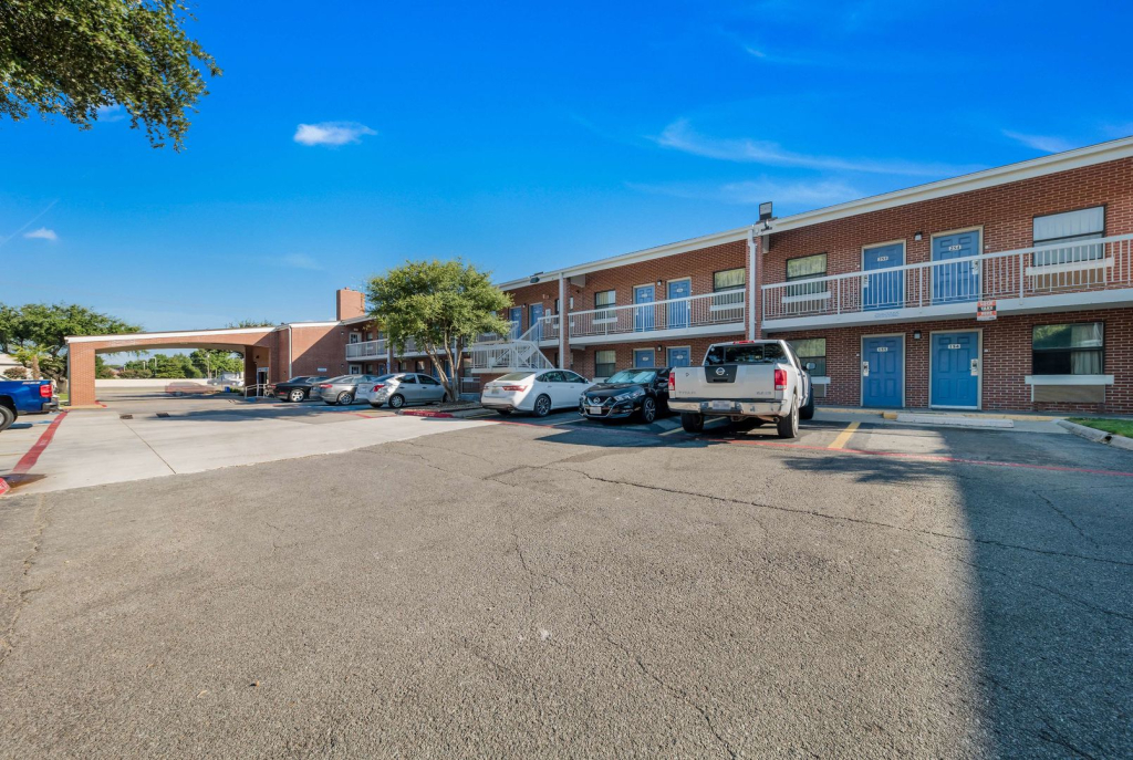 Motel 6-Plano, TX - Plano Northeast