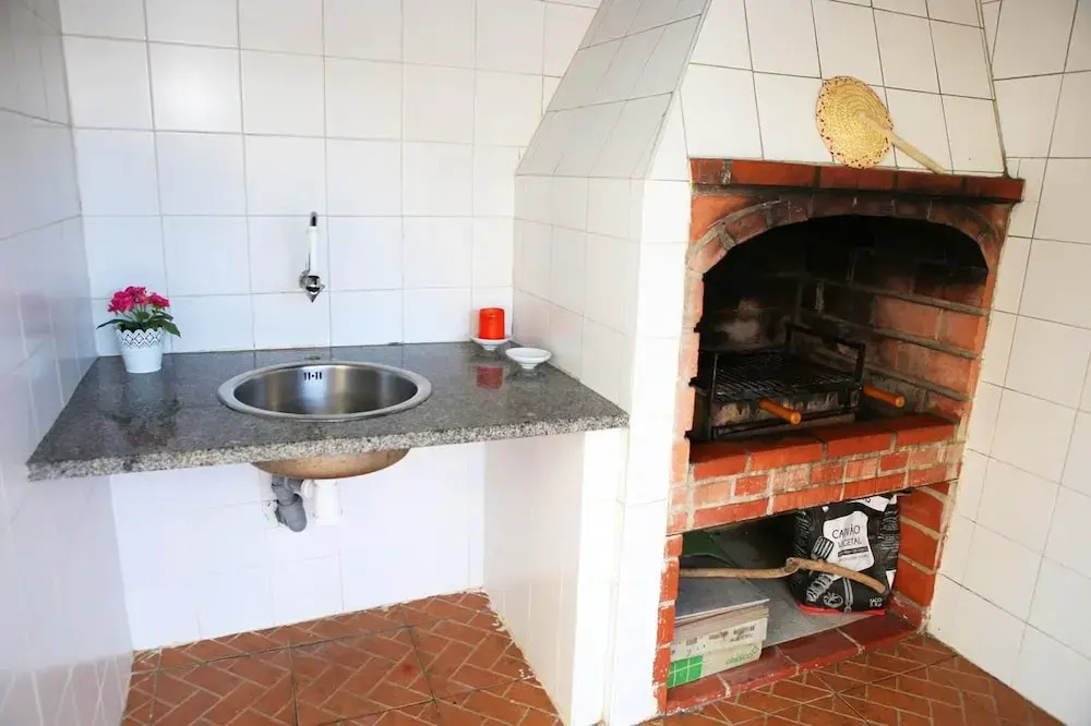 House With 4 Bedrooms in Lagos, With Private Pool, Enclosed Garden and Wifi Near the Beach