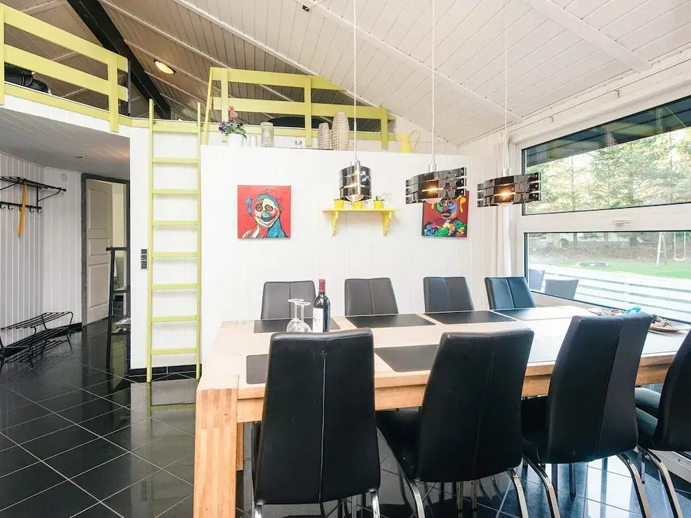 10 Person Holiday Home in Blavand