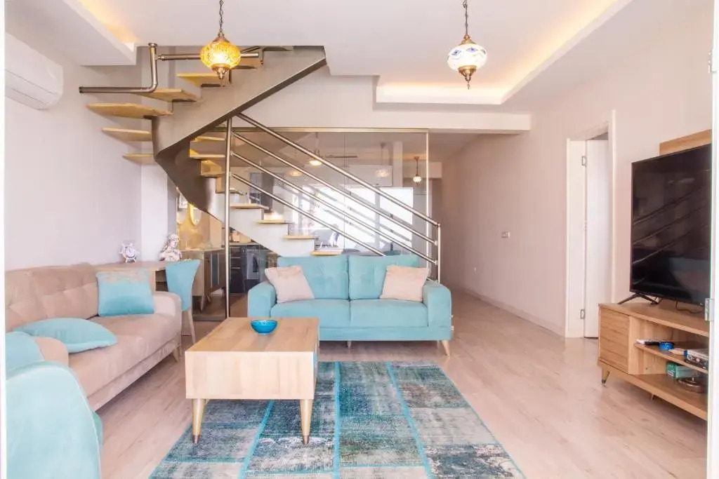 Spacious Flat with Pool in Kusadasi