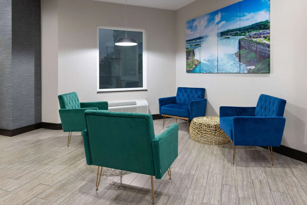 La Quinta Inn by Wyndham Buffalo Airport