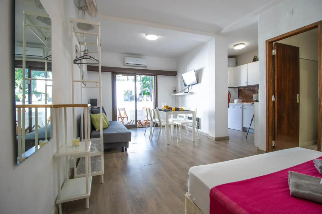 Vilamoura Eden Villa With Pool by Homing