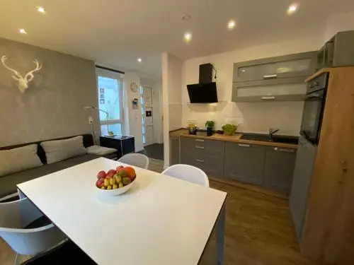Apartment End