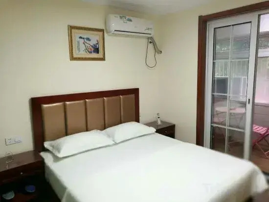 Juhua Hostel
