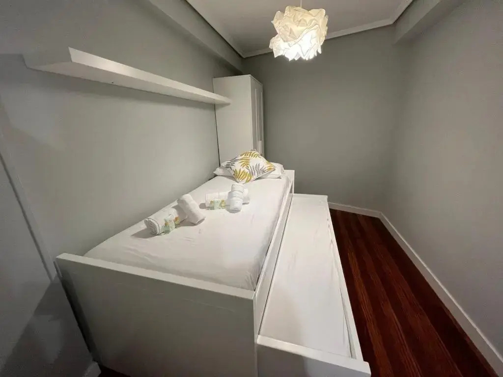 ITSASOKO IZARRA, apartamento con encanto en el casco viejo.