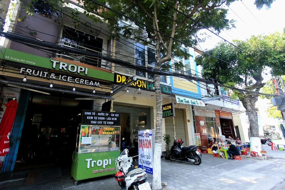 OYO 1072 Dragon Hotel