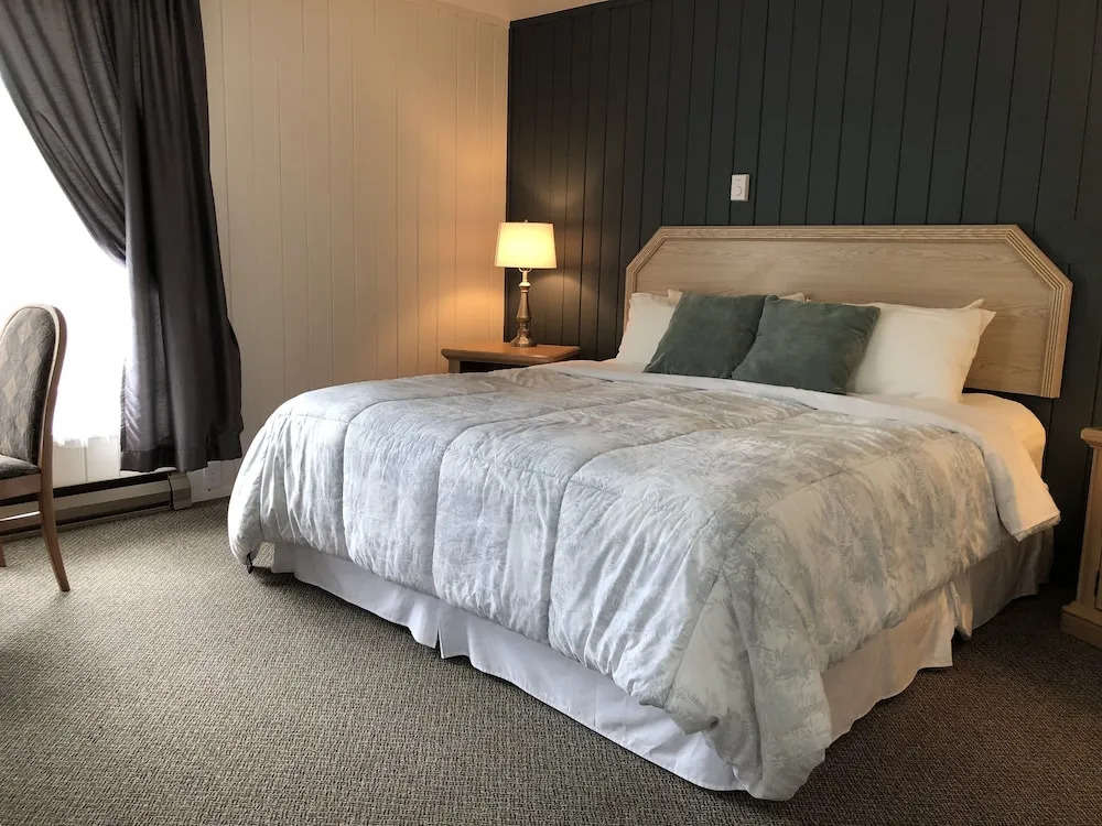 Piccadilly Motel