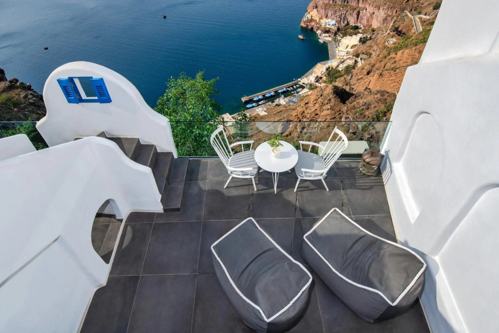 Athina Luxury Suites