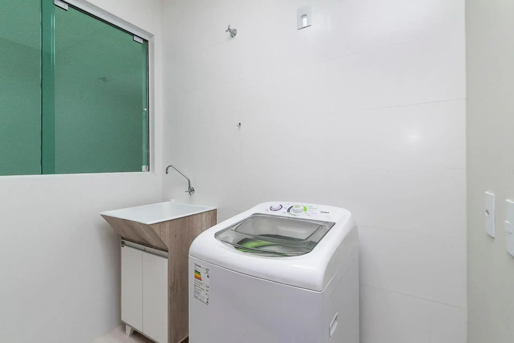 Aluguel Apartamento 2 quartos s/ 1 suíte 80m Mar Bombas/SC