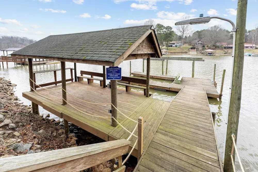 Tree Top Get Away by Avantstay Amazing Lake View
