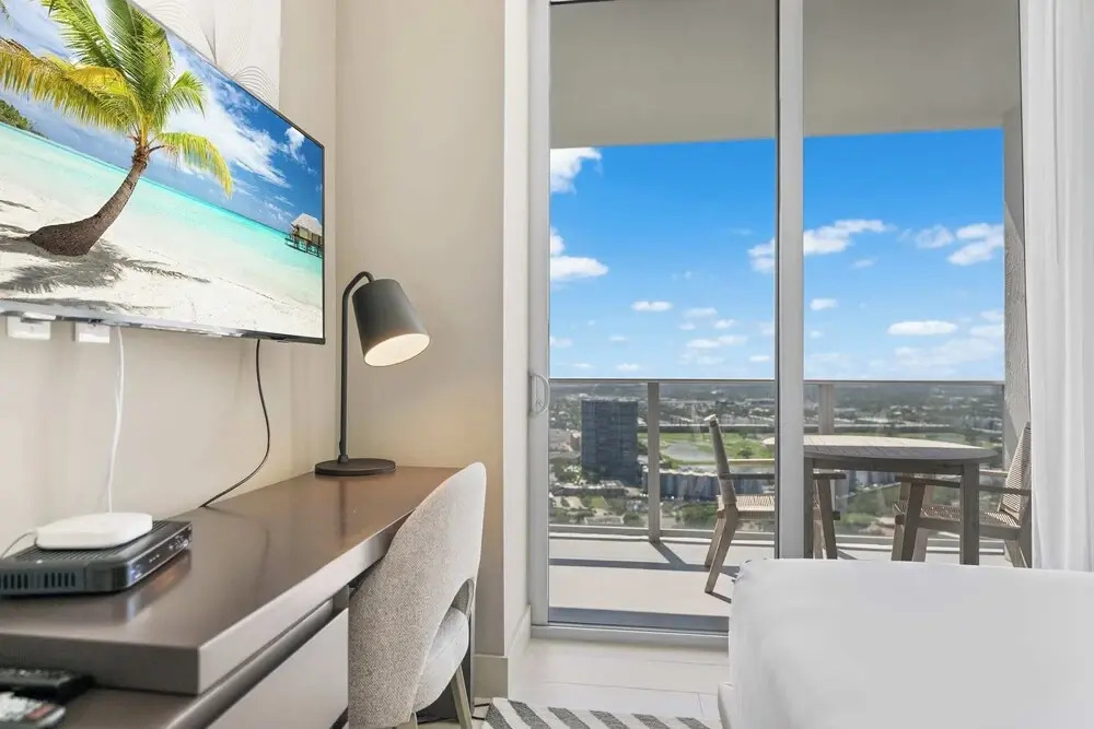 Stunning High-floor City View 1BR Hyde Beach House