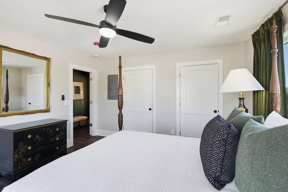 The Bavarian Inn 6 Chic 1 BDR