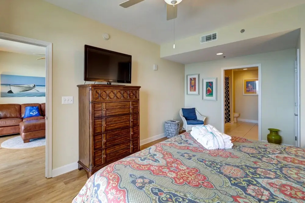 Gulf Front! 2 BR 2 BA! 11th Floor Condo + Condo Amenities!
