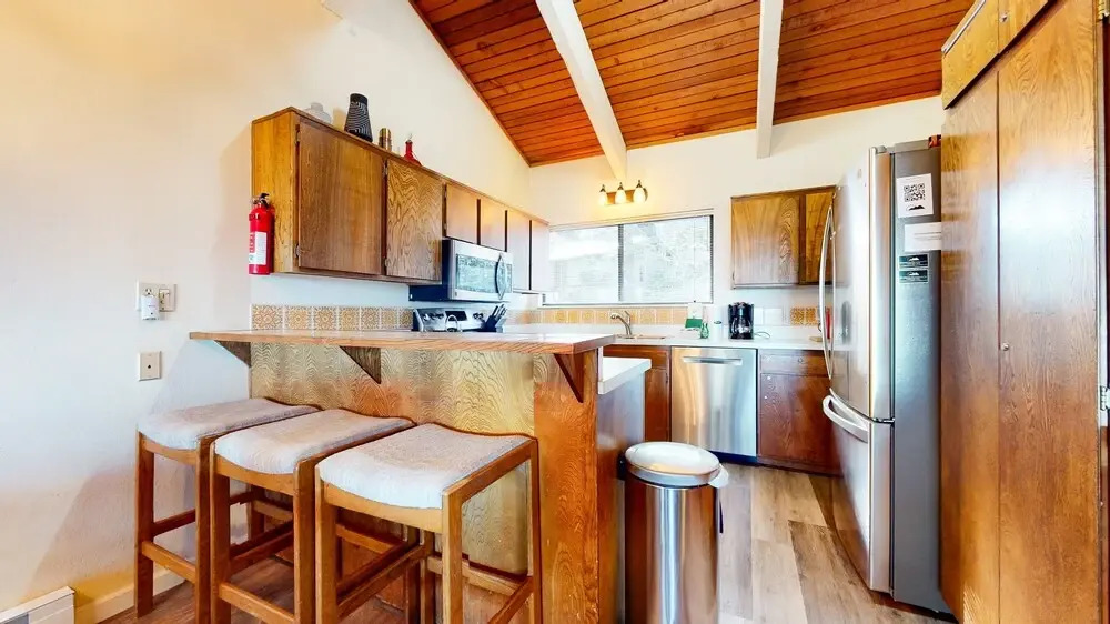 Mammoth Point #106 2 Bedroom Condo by RedAwning