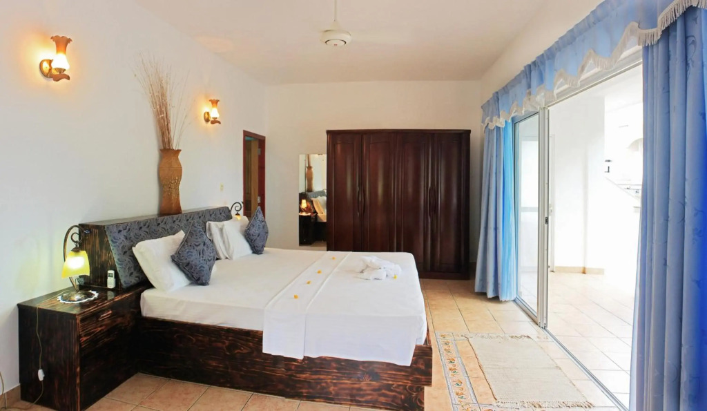 Divers Lodge Guest House