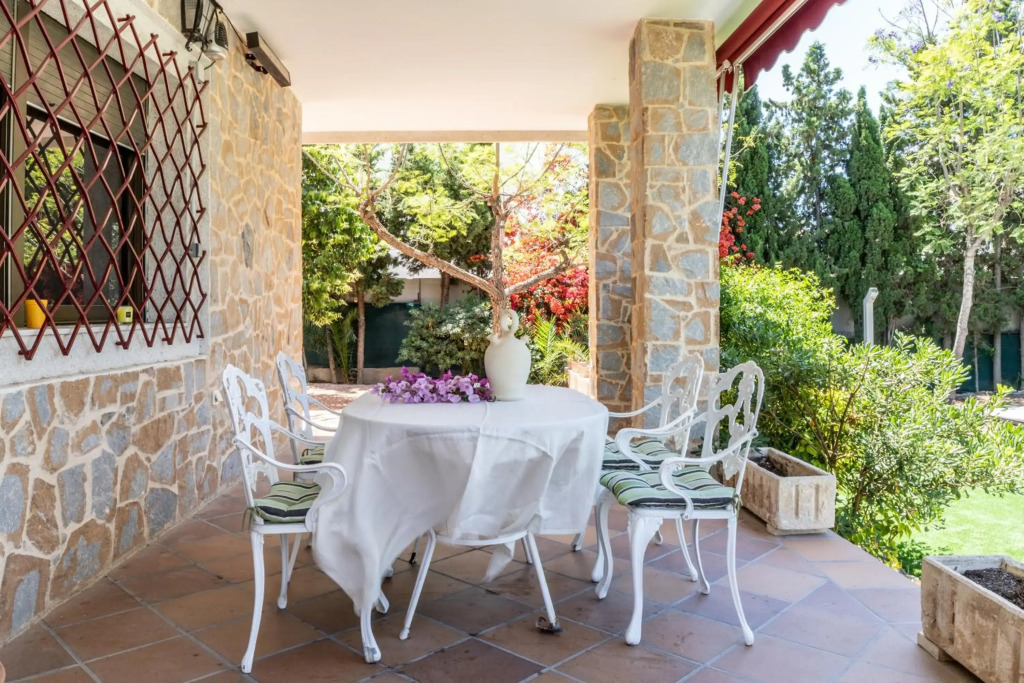 Gran Chalet céntrico con piscina y bbq privada a 5 minutos playa