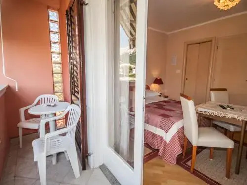 Rooms Nadica