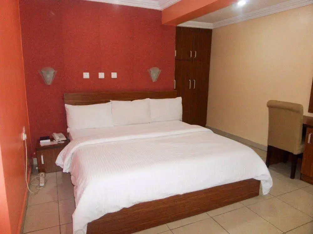 Siman Suites