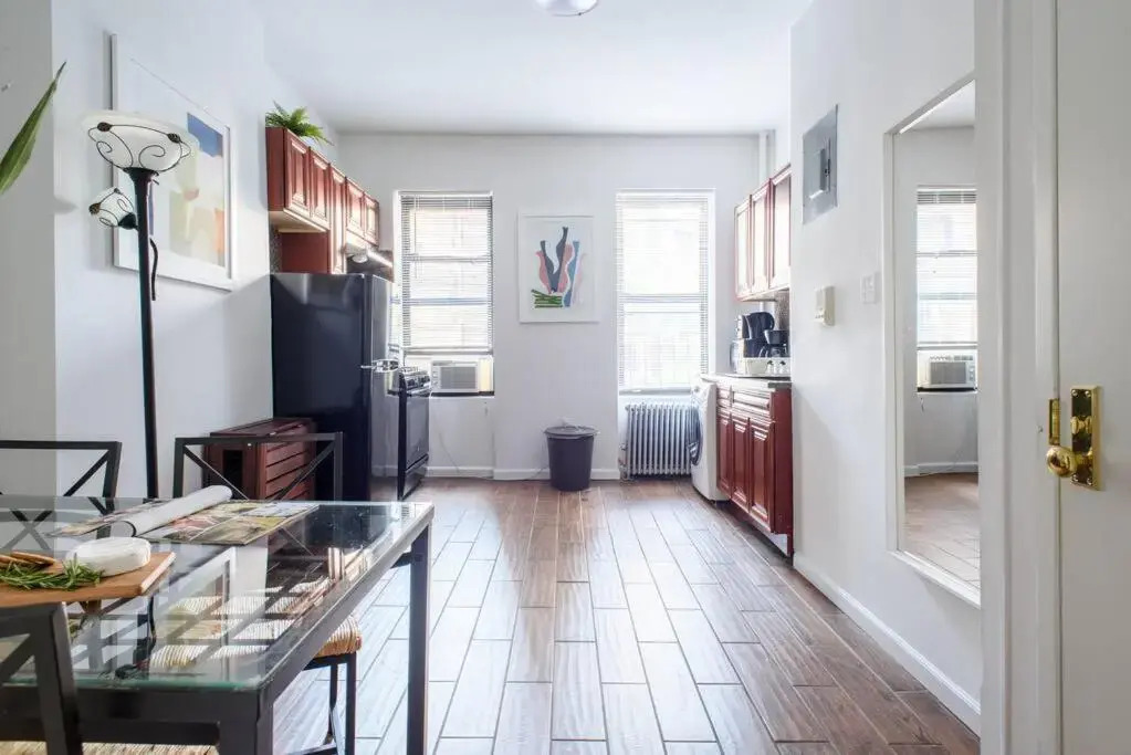 1571-2s Prime Upper East 2BR Best Value