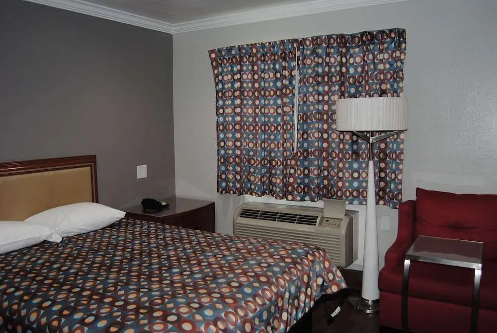 La Puente Inn