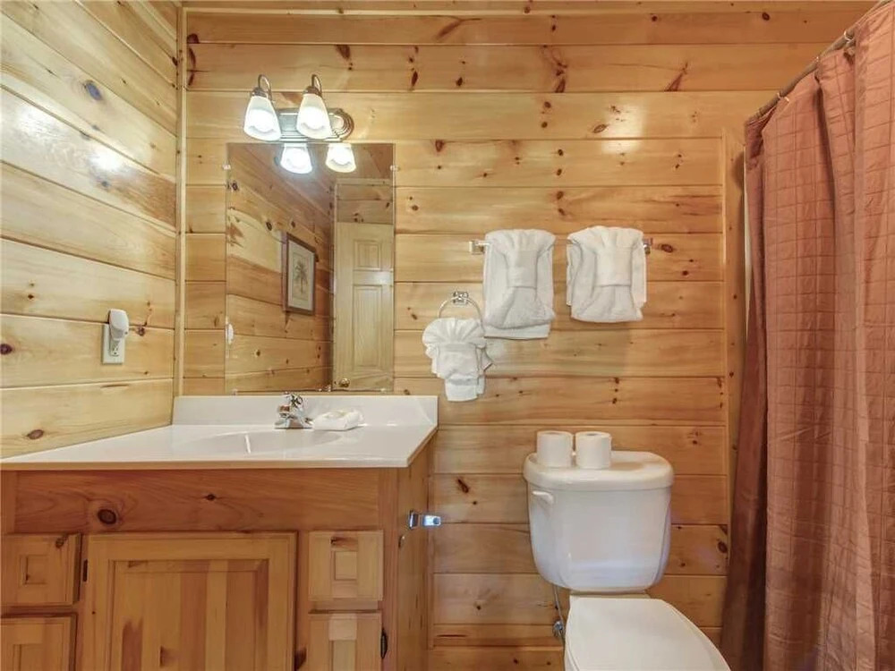 Triple Mountain View - Three Bedroom Cabin
