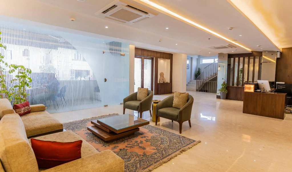 Aura Boutique Hotel