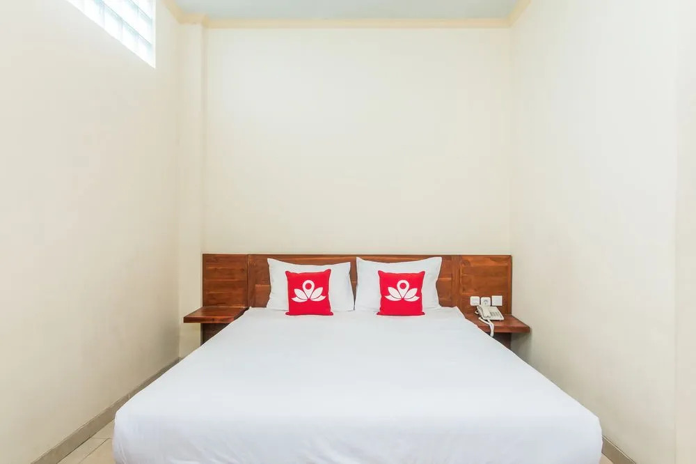 ZenRooms Denpasar ByPass Suwung