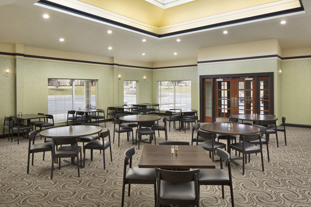 Holiday Inn Grand Rapids-Airport by IHG