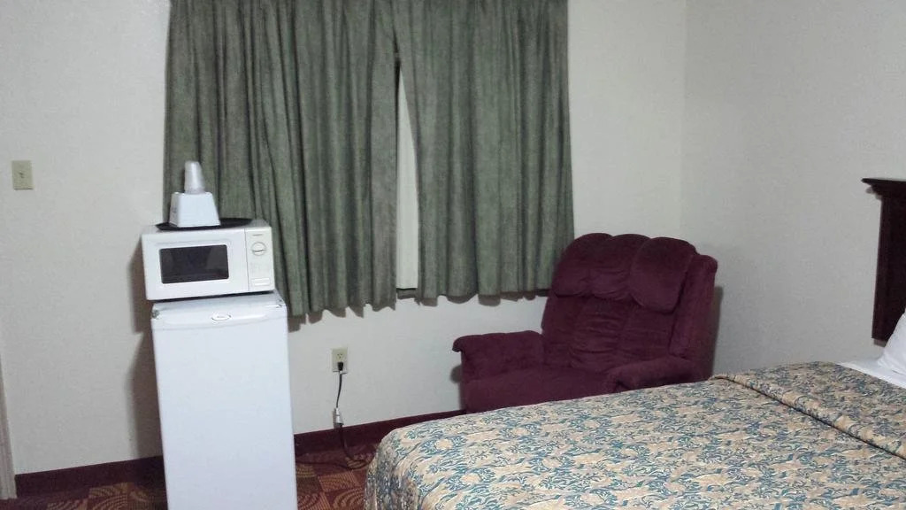 Red Carpet Inn & Suites New Cumberland