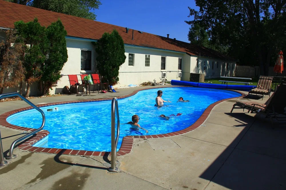 Sunrise Motor Inn