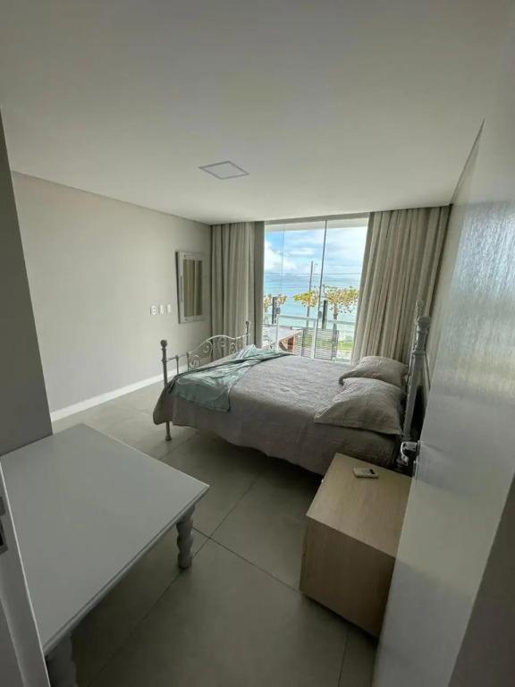 Apartamento Frente Mar em Porto Belo