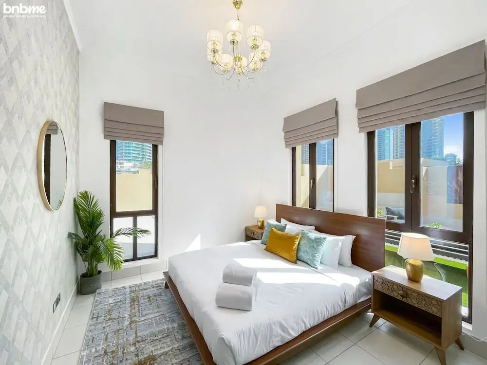 1B-Reehan 5-G08 by bnbme homes