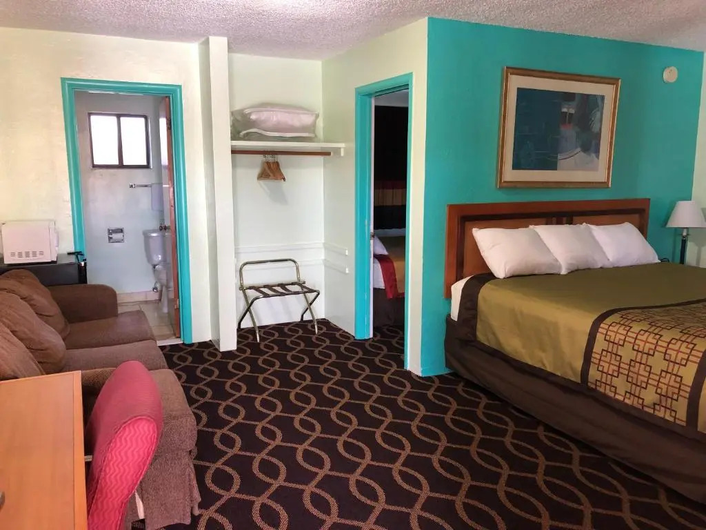 Klamath Motor Lodge