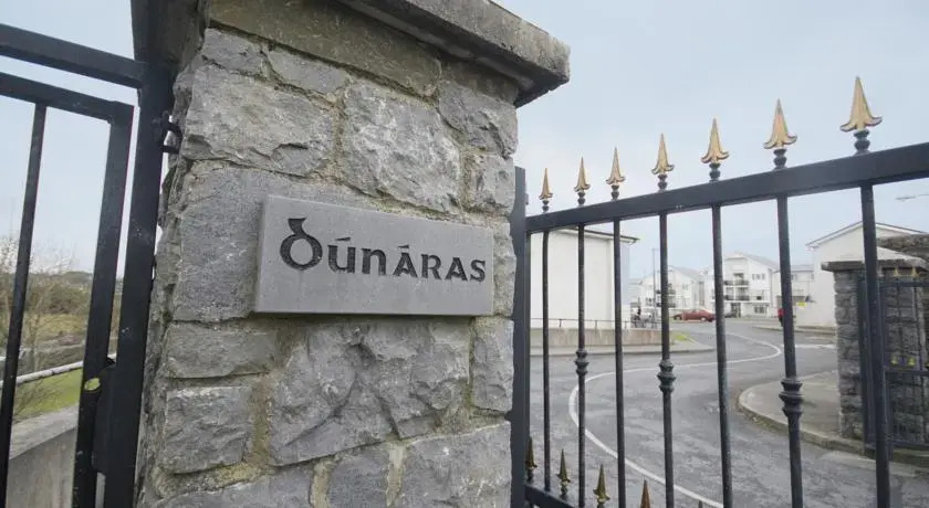 Dunaras Holiday Village