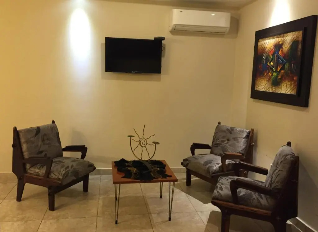 El Patio Suites II