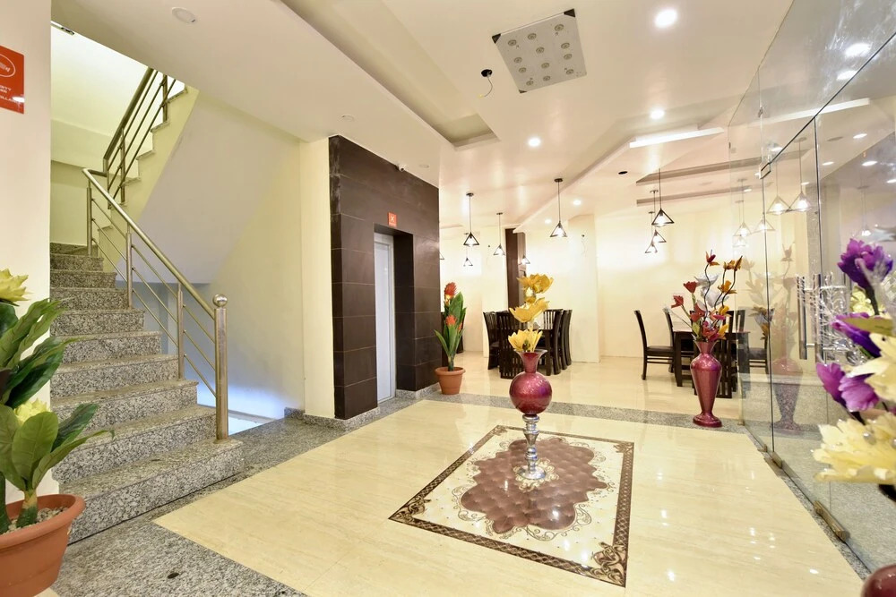 OYO 12770 Hotel Mirage Residency