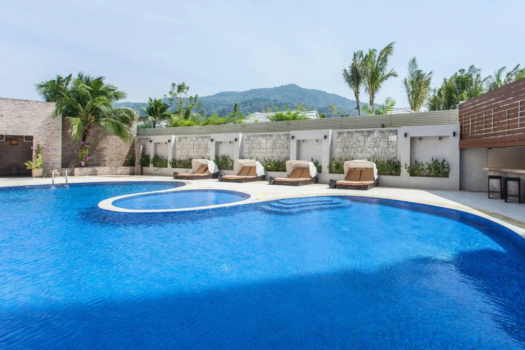 Montana Grand Phuket Hotel