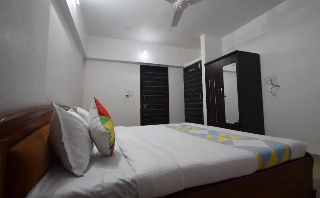 KumKum Apartment By OYO Rooms