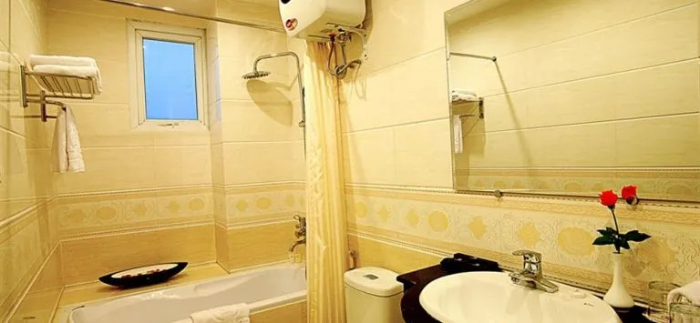 Lavish Centre Hotel