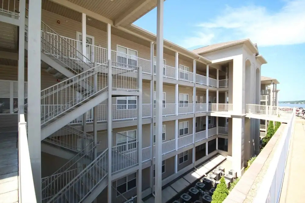 Lands End 654 - 2 Br Condo