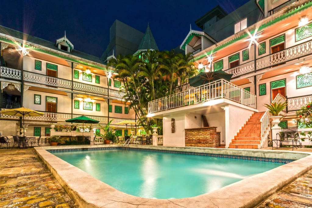 Kinam Hotel