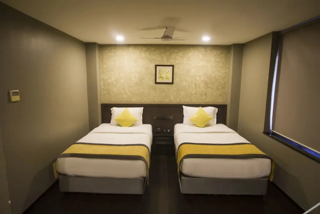 Hotel Dhans