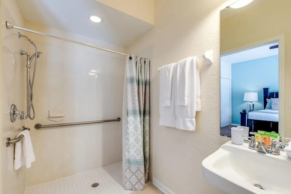 5050 Tideview Circle #77