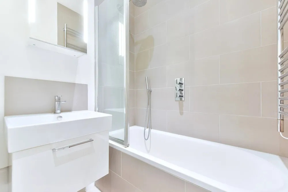 NEW Sleek and Smart 2BD Flat in Fulham/Chelsea