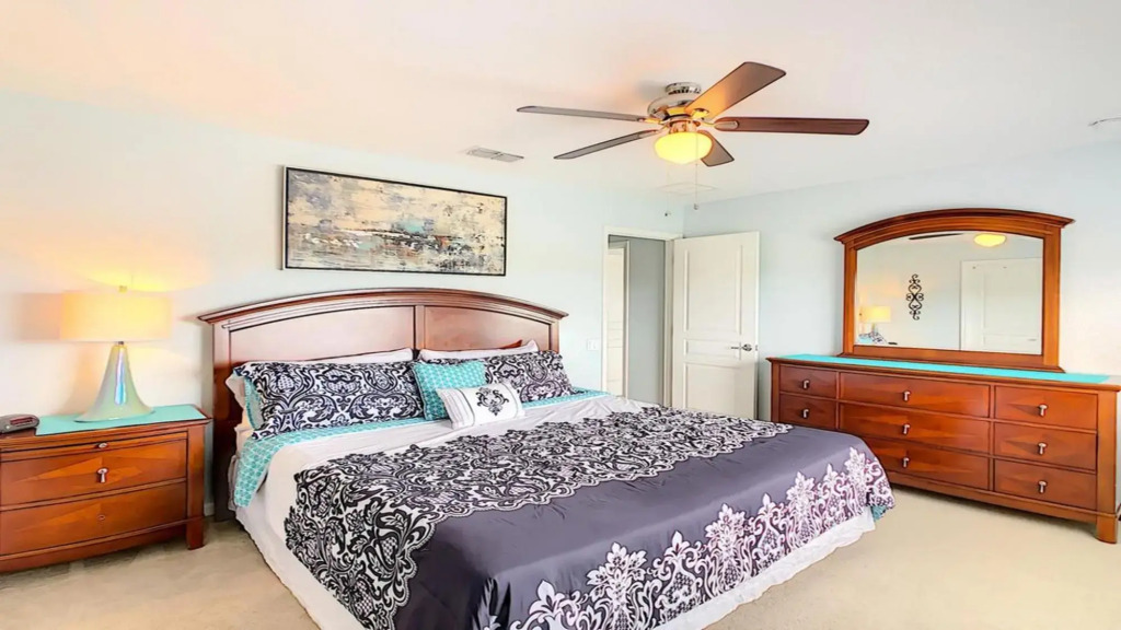 Sunset Getaway Highland View Private Pool SPA and Movie Room