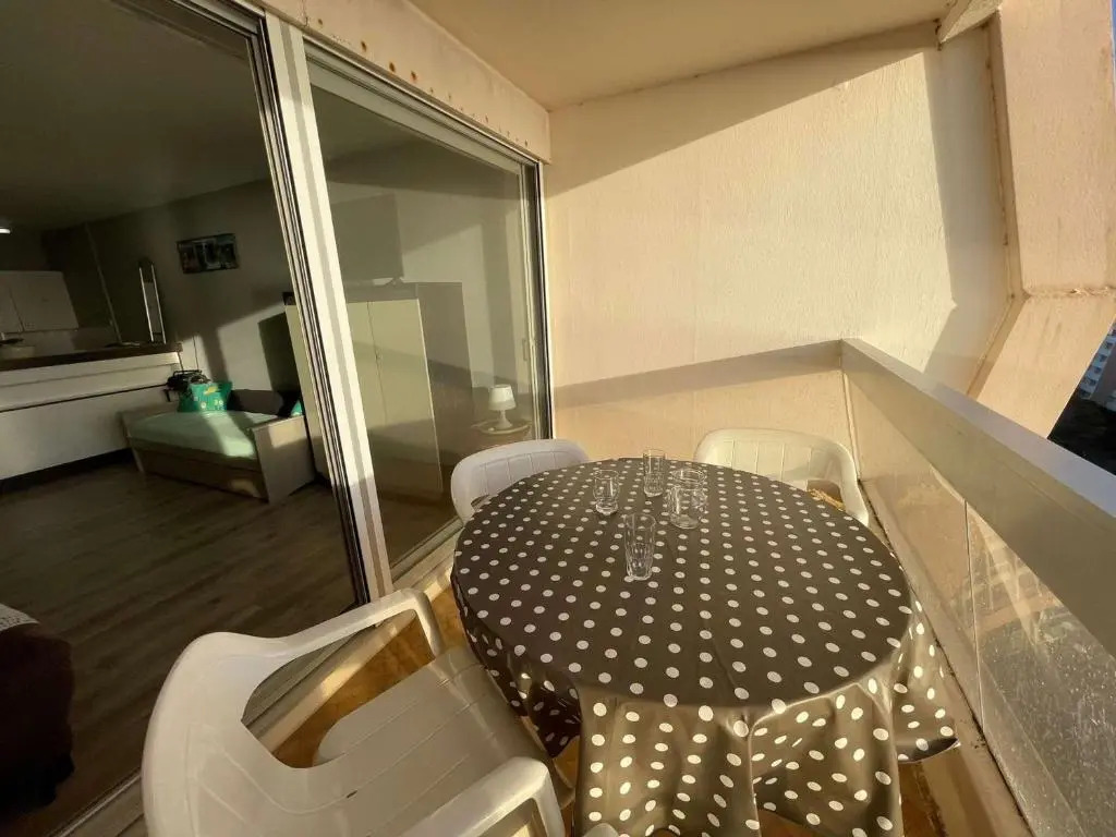 Appartement Saint-Jean-de-Monts, 1 pièce, 4 personnes - FR-1-224C-667