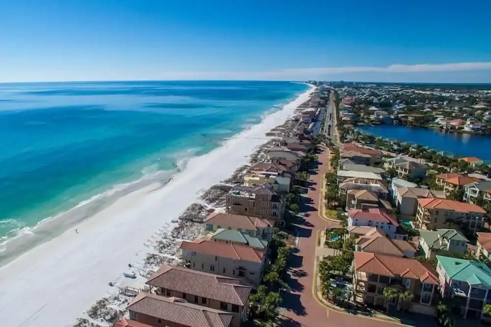 Honu Hale 5 Bedroom Holiday Home by Five Star Properties