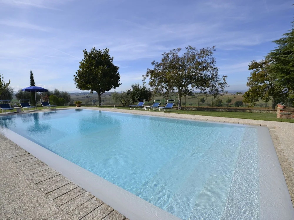 Tranquil Cortona Home