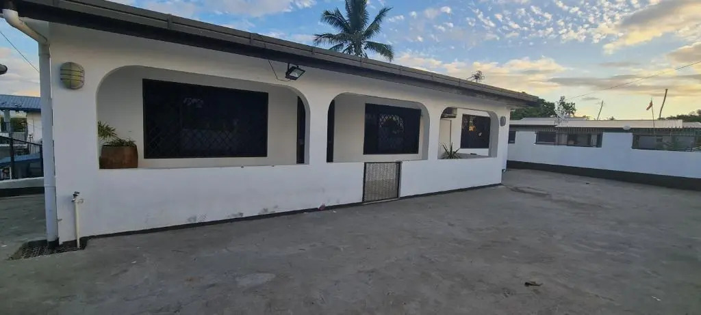Bula Holiday Inn